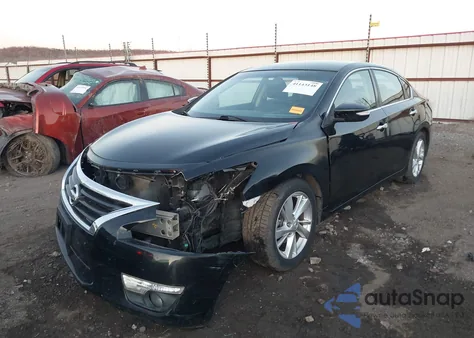 2014 Nissan Altima 2.5 z USA, uszkodzony, nr VIN 1N4AL3AP3EN337383
